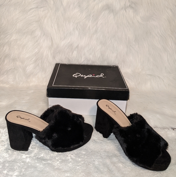 NWT Chunky Faux Fur Platform Slides Heels - Picture 8 of 8